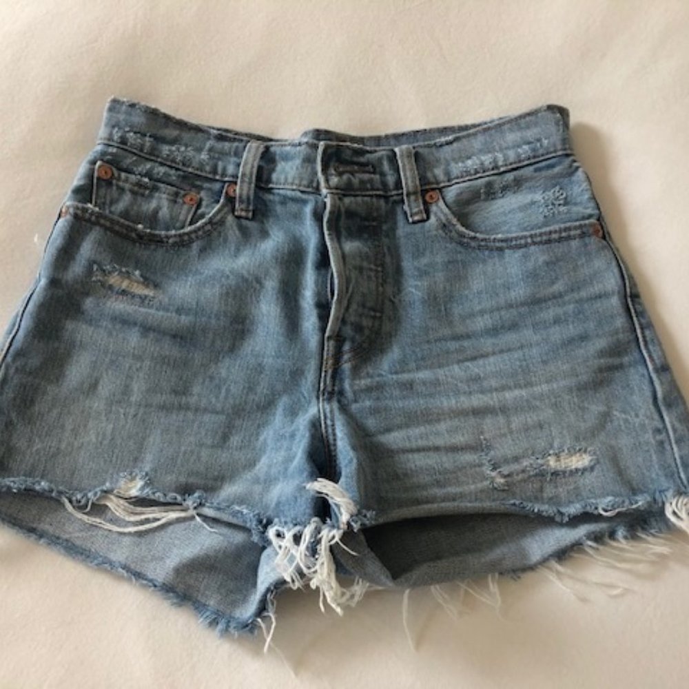 Levi's Wedgie Shorts- 27